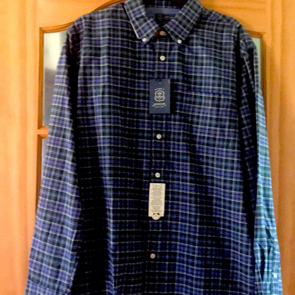 Arrow button down shirt. NWT